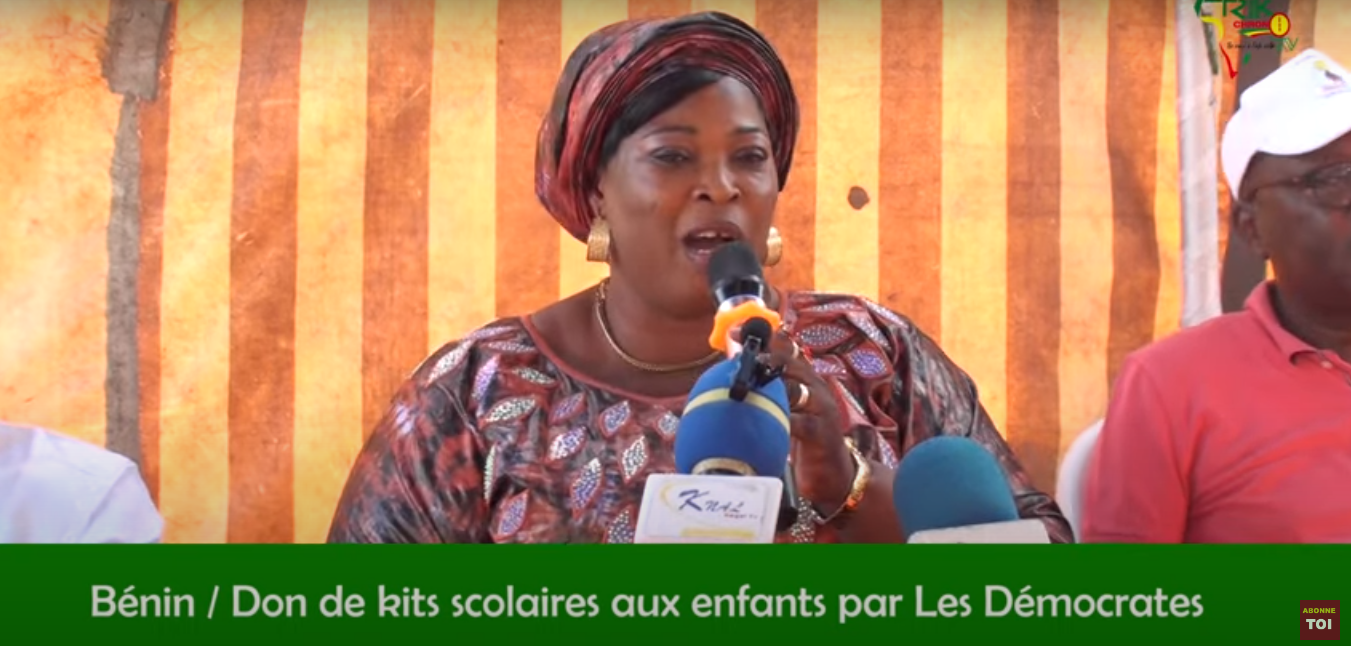 Don de kits scolaires par les Démocrates